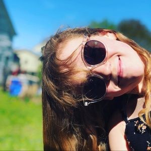 Meet your Posher, Kylee